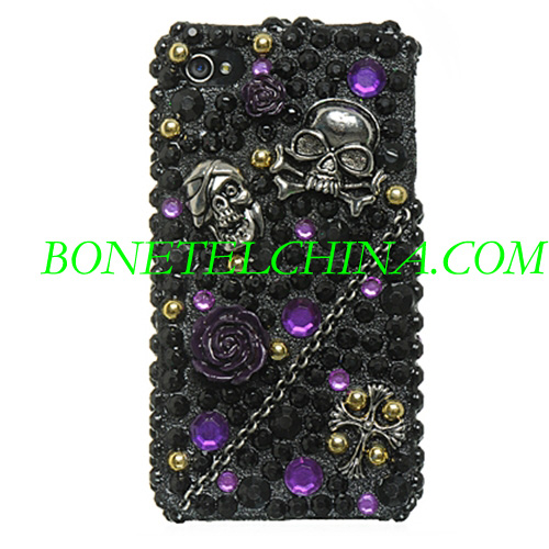 Apple iPhone 4 3D Full Diamond Case - Black with Purple Dot and Skull Design